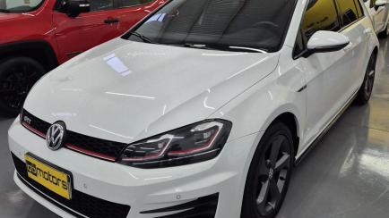 Volkswagen Golf GTI 2.0 TSi DSG