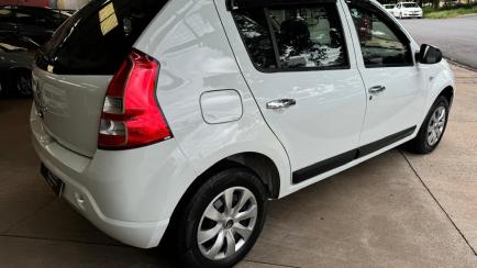 Renault Sandero Authentique 1.0 16V (Flex)