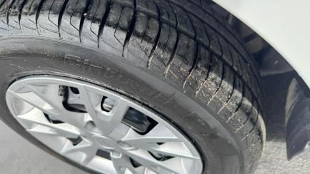 Renault Logan 1.0 Zen