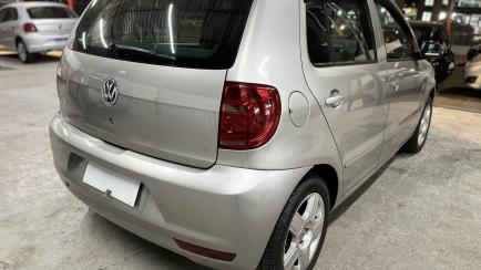 Volkswagen Fox 1.0 8V (Flex) 4p