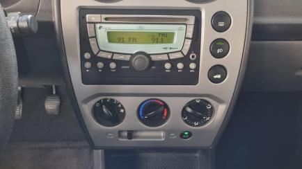 Ford Fiesta Hatch Rocam 1.6 (Flex)