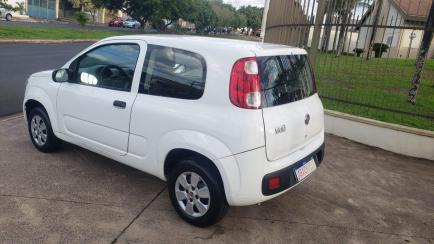 Fiat Uno Vivace 1.0 8V (Flex) 2p