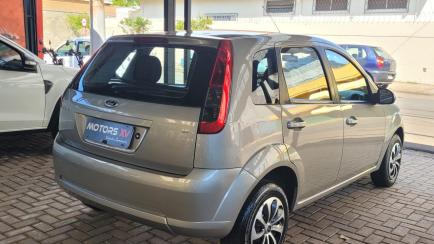 Ford Fiesta Hatch 1.6 (Flex)
