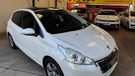 Peugeot 208 1.6 16V Griffe (Flex)
