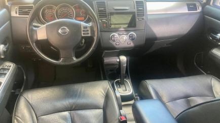 Nissan Tiida SL 1.8 (flex) (aut)