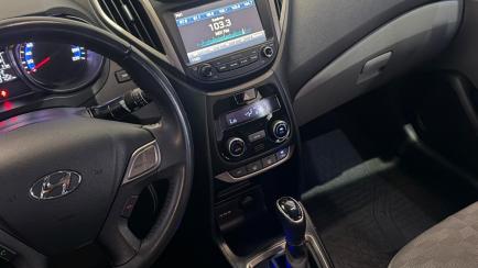 Hyundai HB20S 1.6 Premium (Aut)