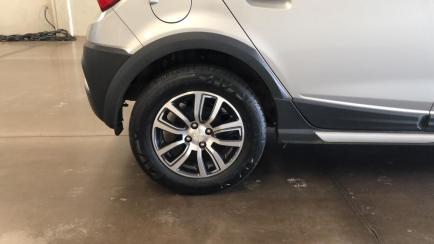 Chevrolet Onix 1.4 Activ SPE/4 (Aut)