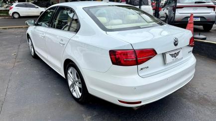 Volkswagen Jetta 2.0 TSI Highline DSG