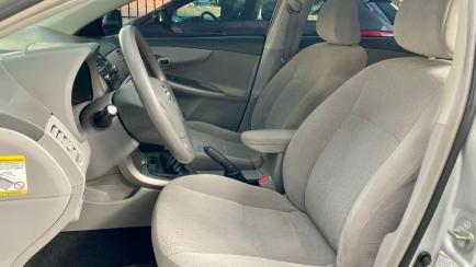 Toyota Corolla Sedan GLi 1.8 16V (flex)