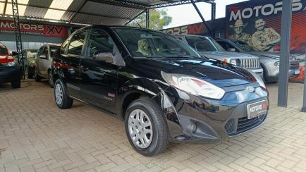 Ford Fiesta Sedan 1.6 Rocam (Flex)